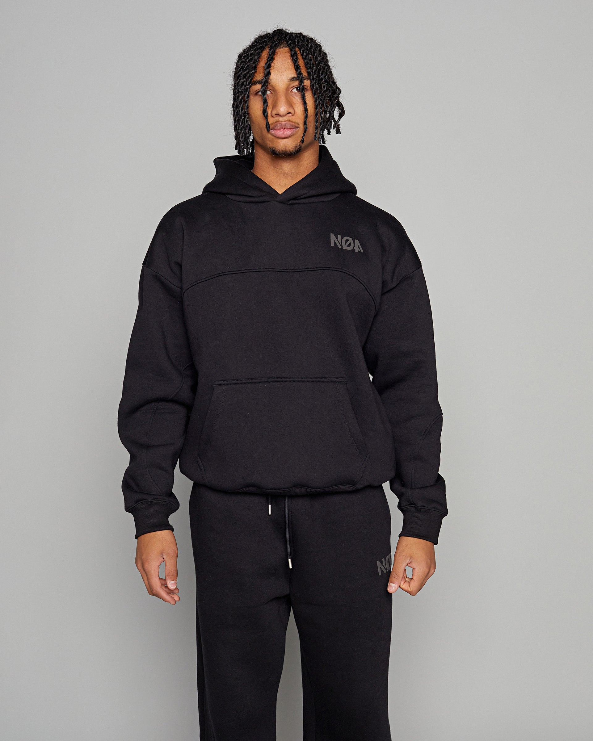 NØ4 Hoodie Black